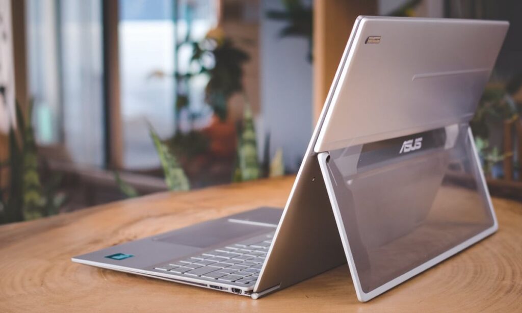 Asus 2-in-1 Q535 Laptop The Ultimate Hybrid for Work and Play